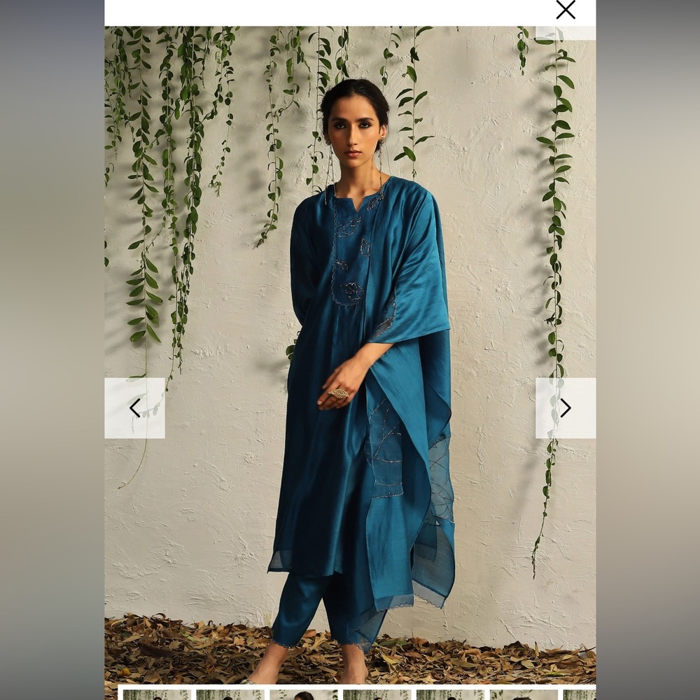 Elegant Blue Kurta Set (S kurta/M pants)